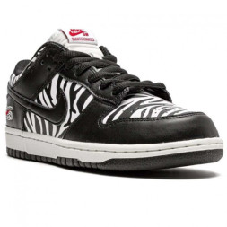 Nike x Quartersnacks SB Dunk Low Zebra