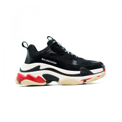 Balenciaga Triple S Black