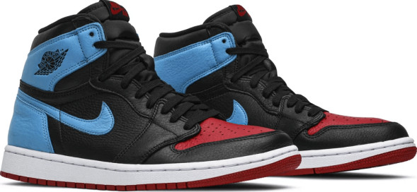 Женские кроссовки Nike Wmns Air Jordan 1 High OG 'UNC To Chicago'