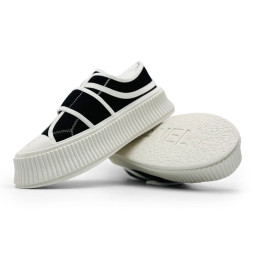 Chanel Sneakers Goe Sticky Black