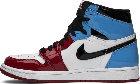Унисекс кроссовки Nike Air Jordan 1 Retro High OG 'Fearless'