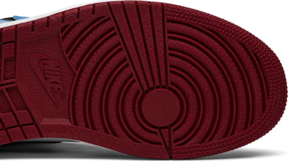 Унисекс кроссовки Nike Air Jordan 1 Retro High OG 'Fearless'
