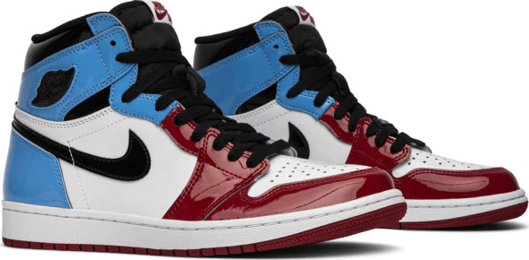Унисекс кроссовки Nike Air Jordan 1 Retro High OG 'Fearless'