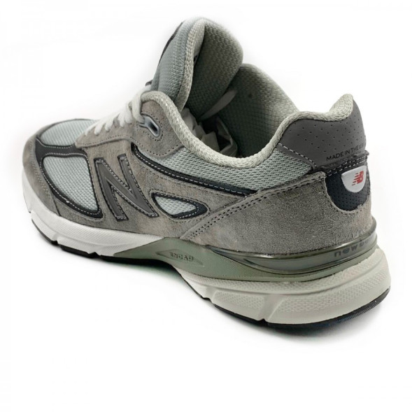Мужские кроссовки New Balance 2002R Grey