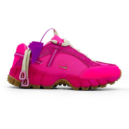 Nike Air Humara x Jacquemus Pink
