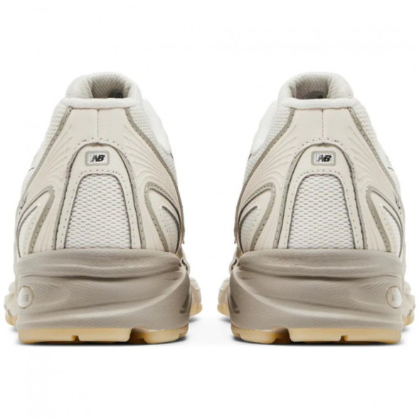 Унисекс кроссовки New Balance 740 Lunar New Year