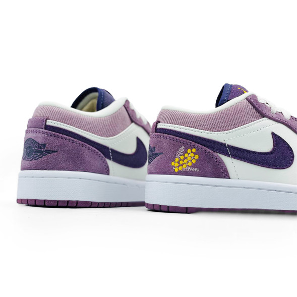Женские кроссовки Nike Air Jordan 1 Low Wmns Unity