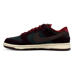 RIOT Skateshop x Nike Dunk Low SB 'Mahogany Dark Beetroot'