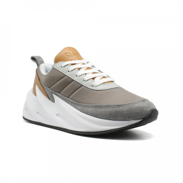 Женские кроссовки Adidas Shark Tan