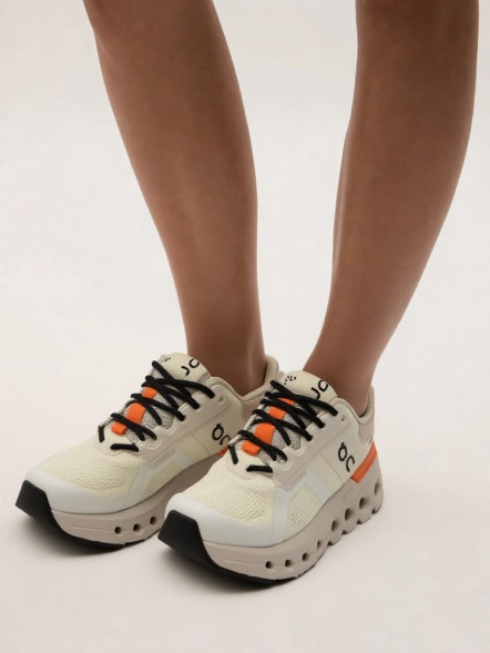Женские кроссовки ON Cloud X 4 White/Orange