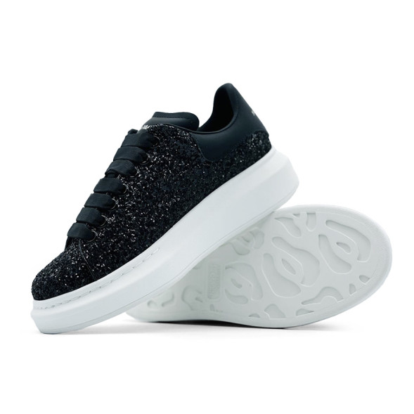 Женские кроссовки Alexander McQueen Black Sparkles