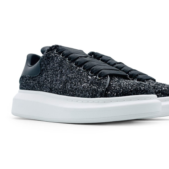 Женские кроссовки Alexander McQueen Black Sparkles