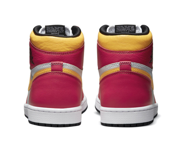 Унисекс кроссовки Nike Air Jordan 1 Retro High OG Light Fusion Red