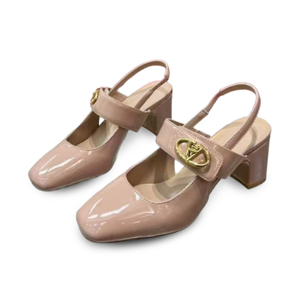 Женские туфли Valentino Leather Pumps Lacquered Light Pink