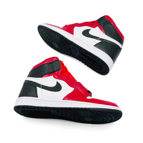 Унисекс кроссовки Nike Air Jordan 1 High Retro Snake Black/Red