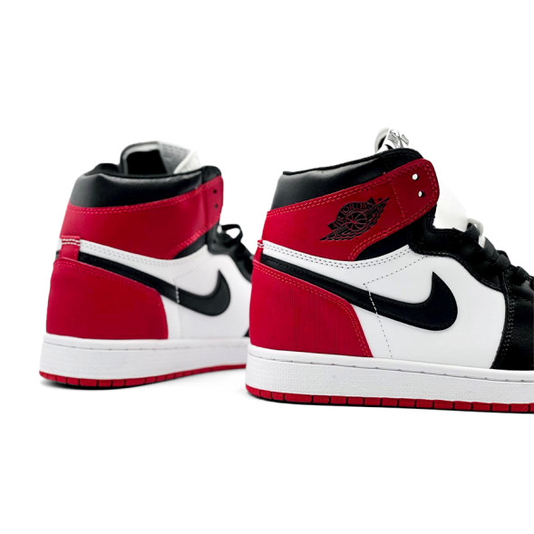 Унисекс зимние кроссовки Nike Air Jordan 1 Retro High “Satin Black Toe”