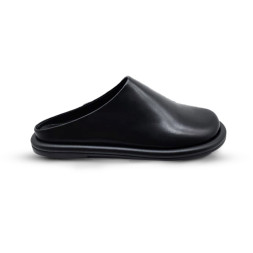 JW Anderson Flip-flops Black