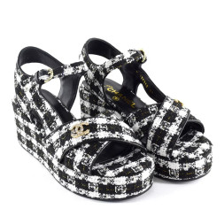 Chanel Sandals Black/White Cell