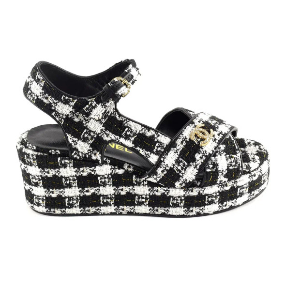 Женские босоножки Chanel Sandals Black/White Cell