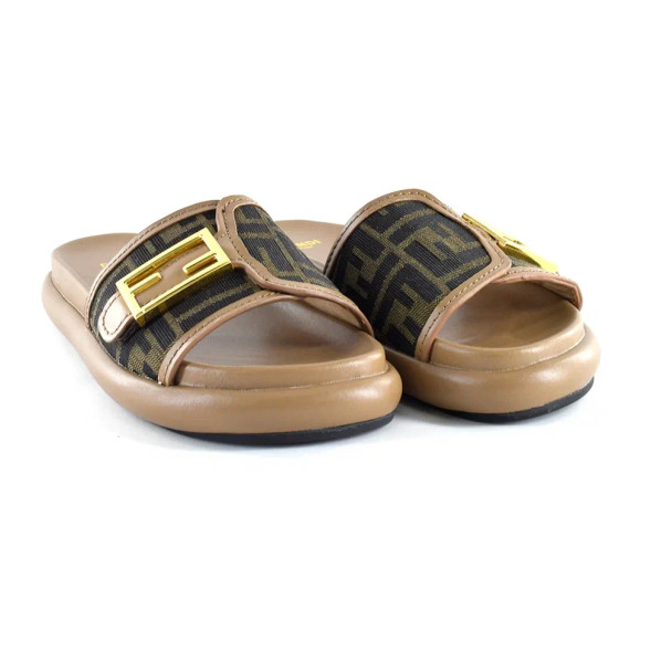 Женские шлёпанцы Fendi Slippers Brown