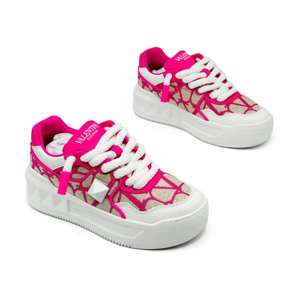 Женские кроссовки Valentino Garavani One Stud XL Woman Pink