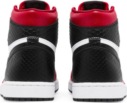 Женские кроссовки Nike Wmns Air Jordan 1 Retro High OG 'Satin Red'