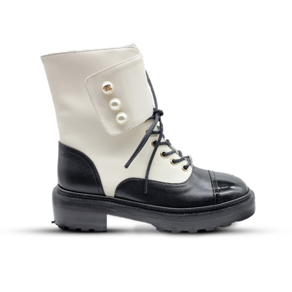 Женские ботинки Chanel Boots Black/White