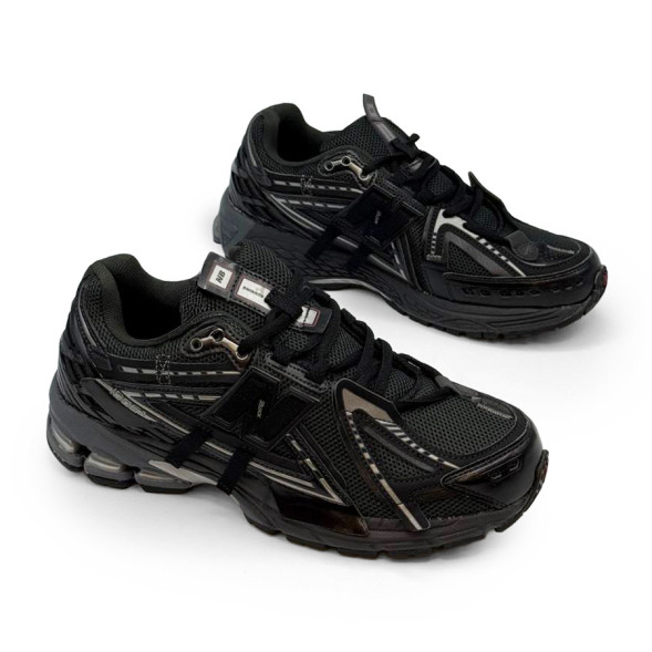 Мужские кроссовки New Balance 1906A Black/Gold