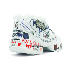 Vetements x Reebok Insta Pump Fury "Graffiti" 