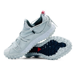 Nike ACG Mountain Fly Low White