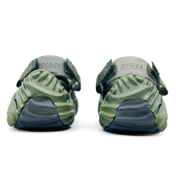 Унисекс сандалии Crocs X Salehe Bembury Dark Green