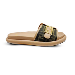 Fendi Flip-flops Light Brown