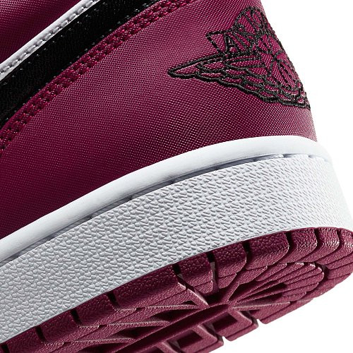 Унисекс кроссовки Nike Air Jordan 1 Low Noble Red