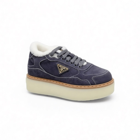 Женские зимние кроссовки на платформе Prada Platform Suede Winter Dark Grey