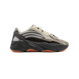 Adidas YEEZY 700 Waverunner V2 Colorway