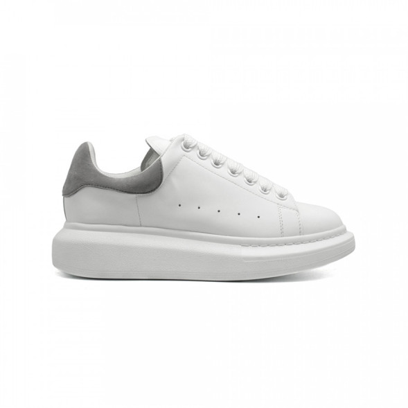 Женские кроссовки Alexander McQueen Luxe Grey Suede