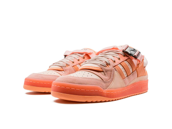 Унисекс кроссовки Adidas X Bad Bunny Forum 84 Easter Egg Peach