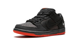 Nike Dunk SB Low Black Pigeon