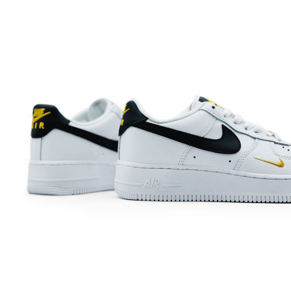 Унисекс кроссовки Nike Air Force 1 Low White/Black/Gold
