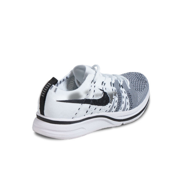 Мужские кроссовки NIKE FLYKNIT TRAINER WHITE