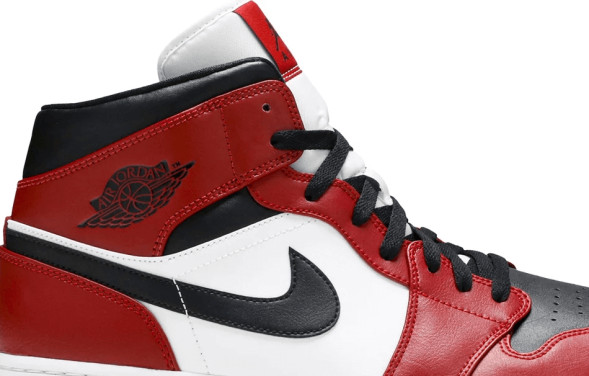 Унисекс кроссовки Nike Air Jordan 1 Mid 'Chicago Black Toe'