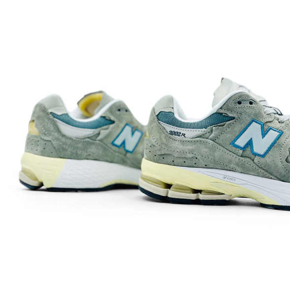 Унисекс кроссовки New Balance 2002R Khaki