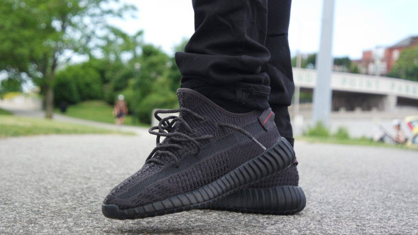 Женские кроссовки Adidas Yeezy Boost 350 Reflective - Black