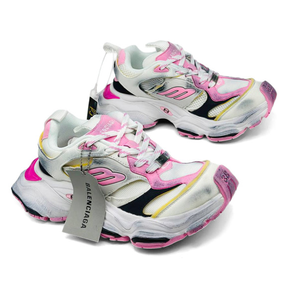 Женские кроссовки Balenciaga Cargo Sneaker Worn-Out - Pink